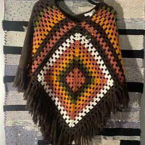 Cactus & Pearl knit Poncho!